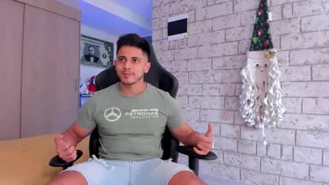 my name real is camilo online show from December 14, 2025, 3:17 pm