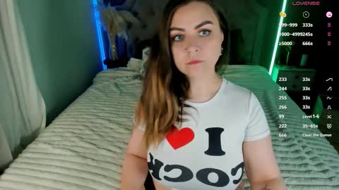 Your girlfriend online show from September 21, 2025, 11:06 pm