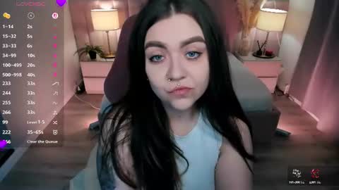 Your girlfriend online show from June 12, 2026, 11:14 pm
