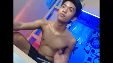 asian_ainsley69 online show from October 12, 2025, 5:01 pm