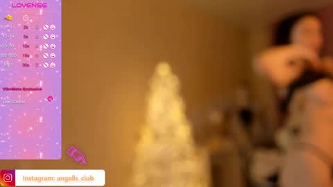 Snapshot of asian_angell chatting on January 18, 2025, 6:43 pm adeline online show from January 18, 2025, 6:43 pm