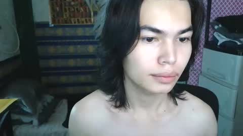 asian_babyboi online show from January 8, 2026, 4:59 am