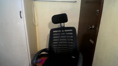 Asia online show from September 11, 2025, 4:51 pm