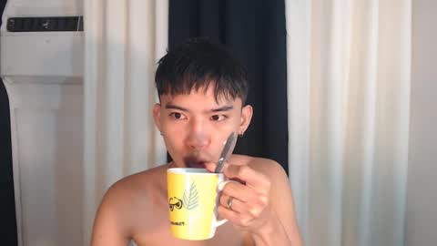 Pat online show from November 17, 2025, 2:23 pm