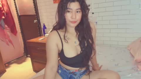 Snapshot of asian_diana69 chatting on October 16, 2025, 11:17 pm diane online show from October 16, 2025, 11:17 pm
