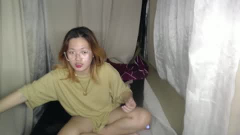 Snapshot of asian_honey69 chatting on February 14, 2025, 3:00 am bb girl online show from February 14, 2025, 3:00 am