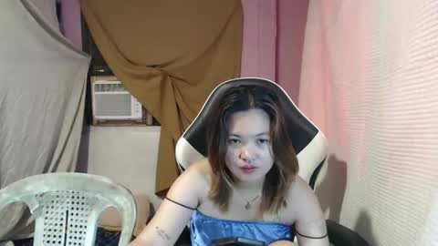 Snapshot of asian_honey69 chatting on September 26, 2025, 12:25 am bb girl online show from September 26, 2025, 12:25 am