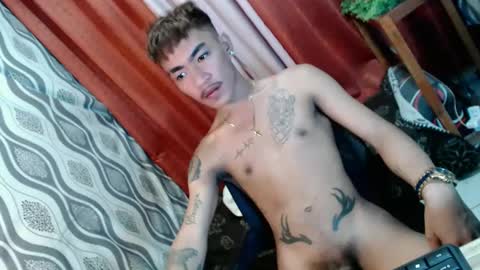 Snapshot of asian_kimxxx chatting on December 14, 2024, 9:29 am don online show from December 14, 2024, 9:29 am