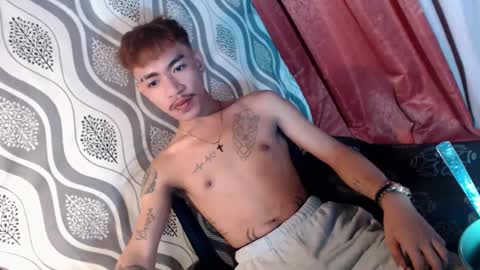 Snapshot of asian_kimxxx chatting on December 25, 2024, 11:43 am don online show from December 25, 2024, 11:43 am