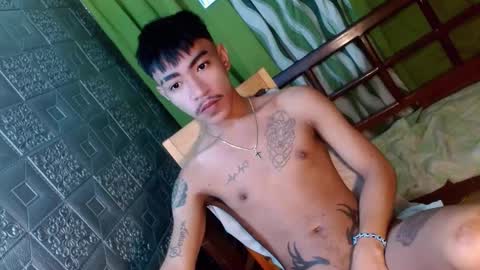 Snapshot of asian_kimxxx chatting on January 5, 2025, 2:49 am don online show from January 5, 2025, 2:49 am