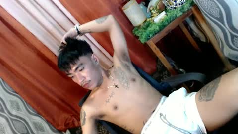 Snapshot of asian_kimxxx chatting on January 16, 2025, 3:45 am don online show from January 16, 2025, 3:45 am