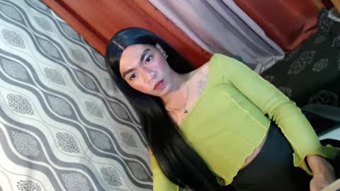 Snapshot of asian_kimxxx chatting on February 3, 2025, 9:52 am don online show from February 3, 2025, 9:52 am