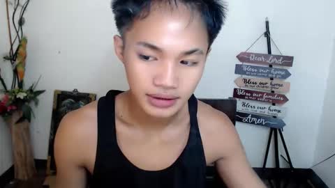 asian_lover05 online show from October 16, 2025, 6:53 pm