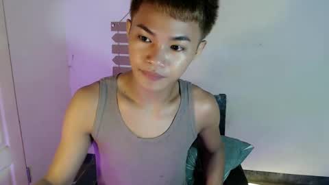 asian_lover05 online show from April 14, 2026, 4:57 pm