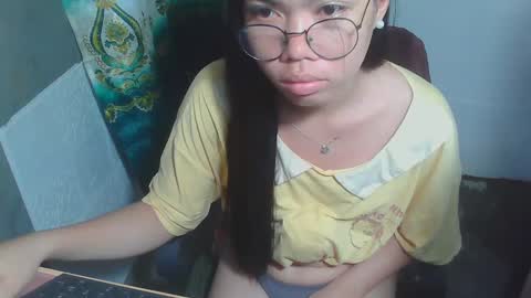 Rhean online show from February 22, 2025, 2:39 am