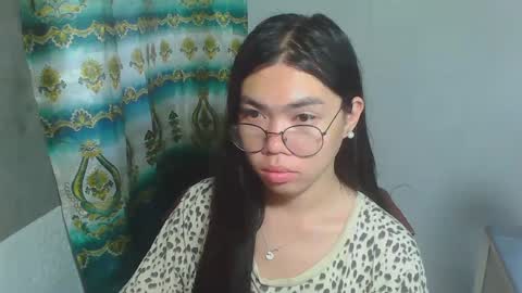 Rhean online show from February 26, 2025, 12:27 am