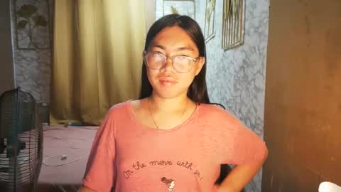 Snapshot of asian_rhean chatting on September 18, 2025, 5:48 pm Rhean online show from September 18, 2025, 5:48 pm