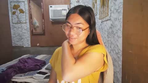 Snapshot of asian_rhean chatting on November 27, 2025, 11:29 pm Rhean online show from November 27, 2025, 11:29 pm