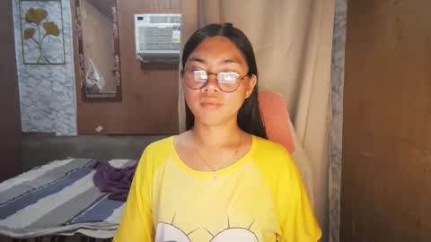 Snapshot of asian_rhean chatting on December 4, 2025, 11:41 am Rhean online show from December 4, 2025, 11:41 am