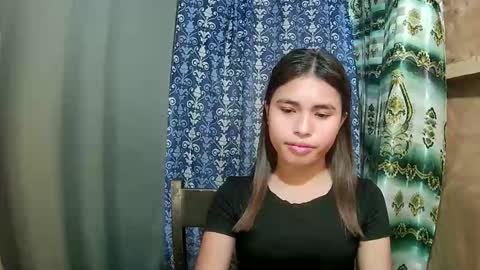 Snapshot of asian_sofiaxxx chatting on April 29, 2026, 6:39 am Sofia online show from April 29, 2026, 6:39 am
