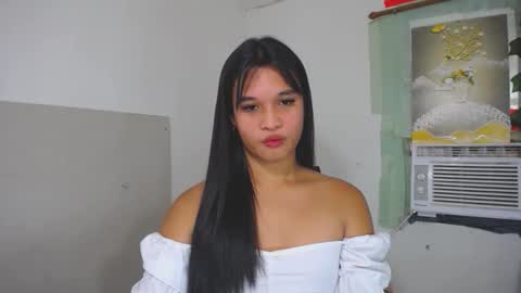 Snapshot of asian_yannie chatting on October 9, 2025, 11:03 pm Yan online show from October 9, 2025, 11:03 pm