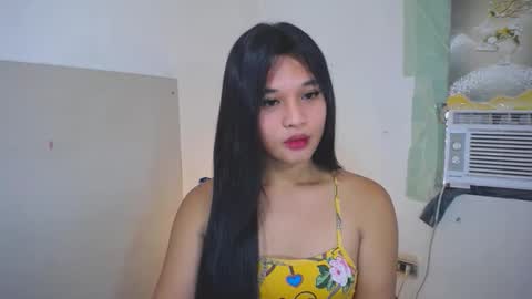 Snapshot of asian_yannie chatting on October 26, 2025, 4:07 am Yan online show from October 26, 2025, 4:07 am