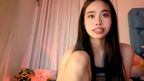 Snapshot of asianbabecandy chatting on February 18, 2025, 7:10 am candy online show from February 18, 2025, 7:10 am