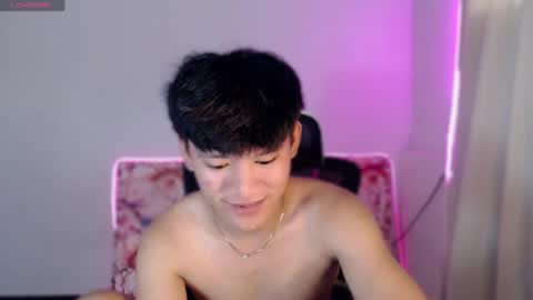 Snapshot of asianbrilee chatting on July 11, 2026, 2:14 am asianbrilee online show from July 11, 2026, 2:14 am
