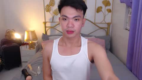 Snapshot of asiancock302816 chatting on February 18, 2025, 1:55 pm asiancock302816 online show from February 18, 2025, 1:55 pm