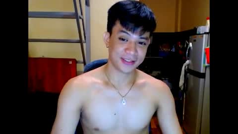 asiandreamboyx online show from June 5, 2026, 4:41 am