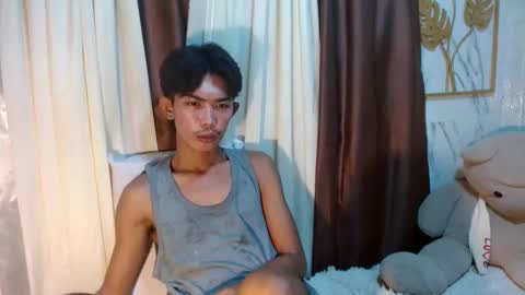 Nico online show from November 12, 2025, 2:56 am