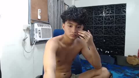 asianhottie05 online show from January 22, 2025, 1:21 pm