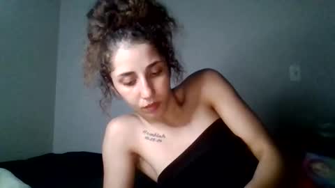 asianicolee online show from April 24, 2026, 4:37 am