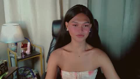 Kianna online show from May 24, 2026, 10:42 am