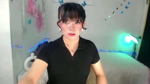 kendra turner online show from November 4, 2025, 1:27 am