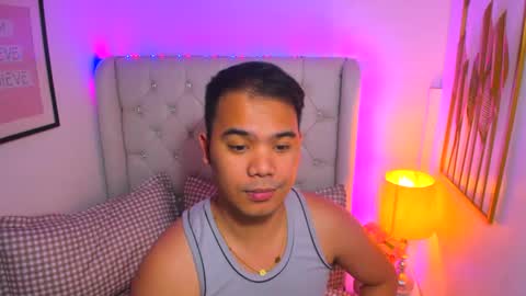 Snapshot of asianzero chatting on January 12, 2025, 9:29 pm Zero online show from January 12, 2025, 9:29 pm