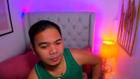 Snapshot of asianzero chatting on February 1, 2025, 5:26 pm Zero online show from February 1, 2025, 5:26 pm