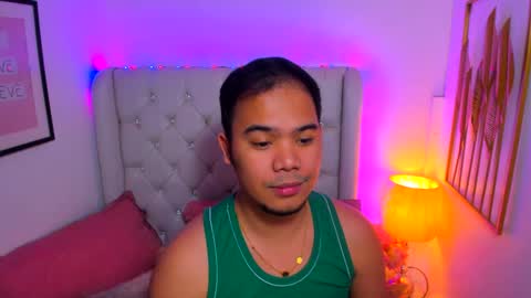 Snapshot of asianzero chatting on February 1, 2025, 8:37 pm Zero online show from February 1, 2025, 8:37 pm