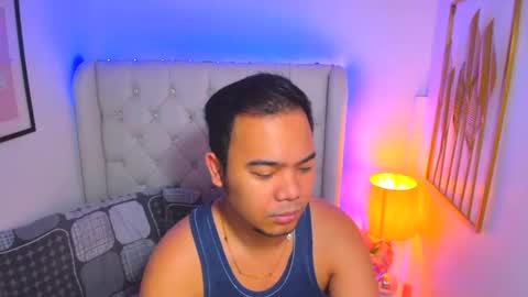 Snapshot of asianzero chatting on February 12, 2025, 7:44 am Zero online show from February 12, 2025, 7:44 am