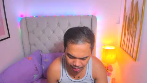 Snapshot of asianzero chatting on February 21, 2025, 7:23 am Zero online show from February 21, 2025, 7:23 am