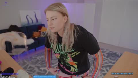 Snapshot of asiri_ocean chatting on December 10, 2024, 3:20 am Asiri pronounced Ah-siri Please no nicknames 3 online show from December 10, 2024, 3:20 am