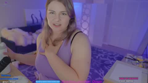 Snapshot of asiri_ocean chatting on March 4, 2025, 3:33 am Asiri pronounced Ah-siri Please no nicknames 3 online show from March 4, 2025, 3:33 am