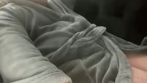 Snapshot of askmeanything86 chatting on February 8, 2025, 5:29 pm Ask me Anything online show from February 8, 2025, 5:29 pm