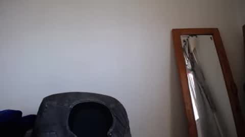 aslanne online show from March 28, 2026, 8:25 am