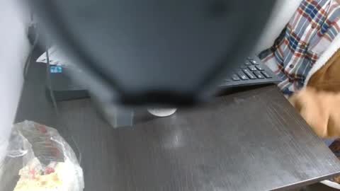 asleycavta online show from April 19, 2026, 11:40 pm