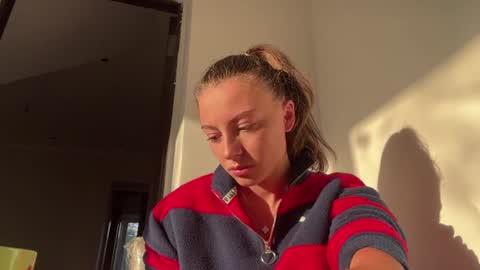 Monica  online show from July 20, 2026, 4:05 am