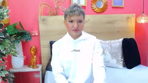 Snapshot of aslyhernandez chatting on March 14, 2026, 11:48 am ASLY online show from March 14, 2026, 11:48 am