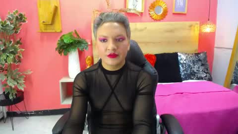 Snapshot of aslyhernandez chatting on March 18, 2026, 12:08 pm ASLY online show from March 18, 2026, 12:08 pm