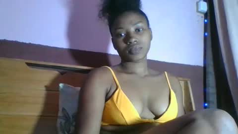 Snapshot of asmiraa chatting on February 11, 2026, 5:01 am asmiraa online show from February 11, 2026, 5:01 am