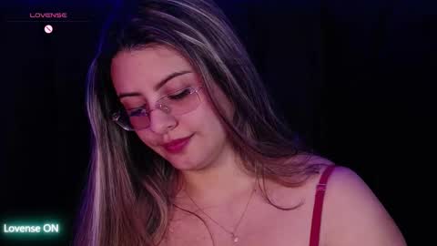   online show from November 13, 2025, 10:52 pm